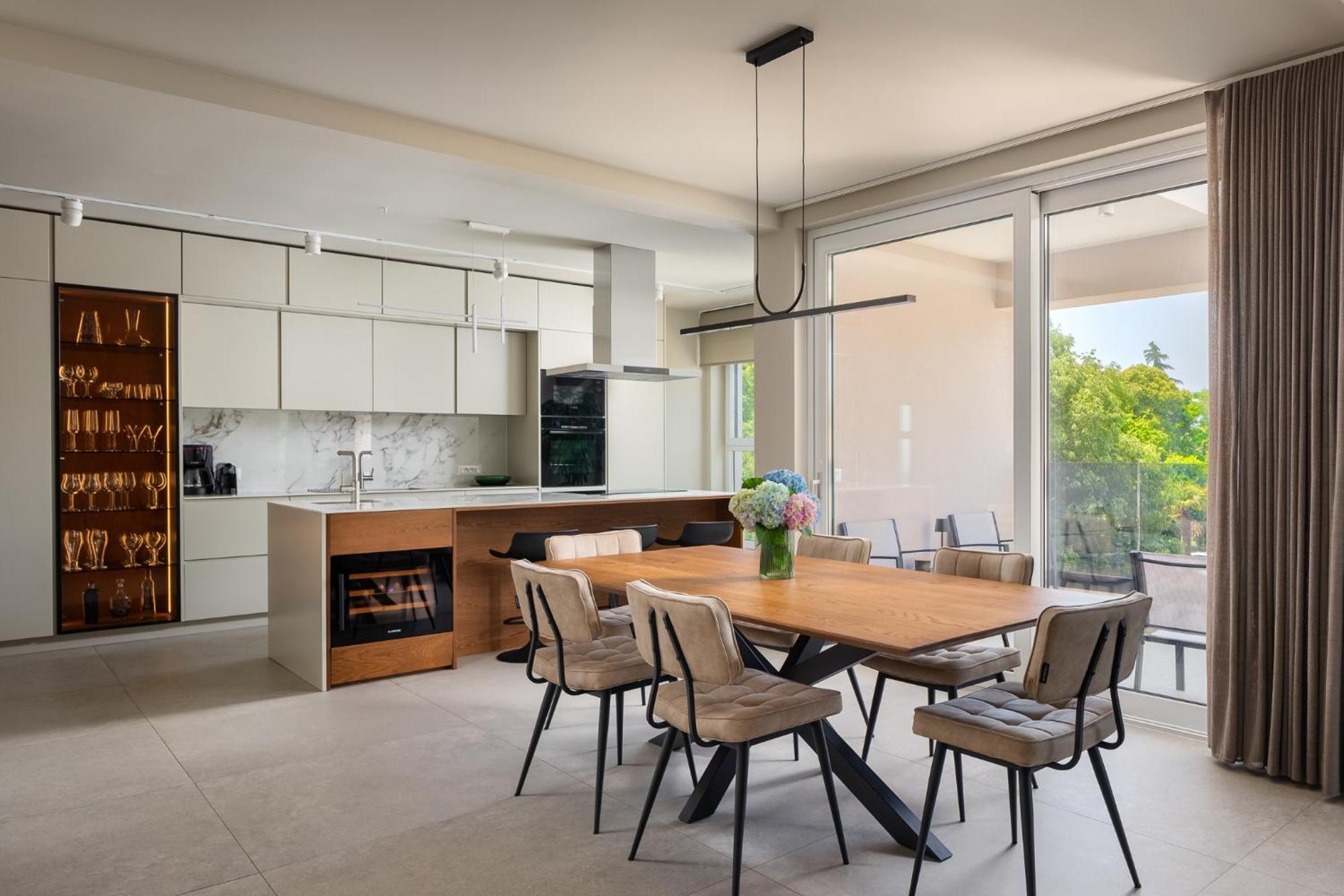 Apartment Maneo Lux